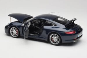 Porsche 911 991 Carrera S Blue Metallic Minichamps 1:18 WAP0210200C Metall — Bild 5 von 8