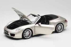 Porsche 911 991 Carrera S Cabriolet GT Silber Metallic Minichamps 1:18 100061030 Metall — Bild 2 von 8