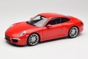 Porsche 911 991 Carrera S Guards Rot Minichamps 1:18 100061020 Metall