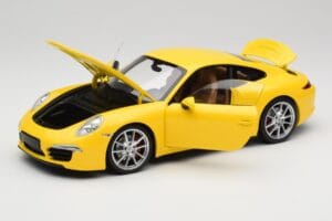 Porsche 911 991 Carrera S Racing Yellow Minichamps 1:18 100061021 Metall — Bild 2 von 8