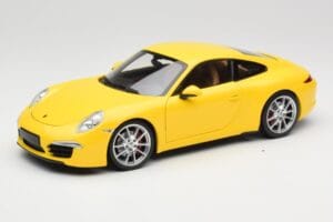 Porsche 911 991 Carrera S Racing Yellow Minichamps 1:18 100061021 Metall