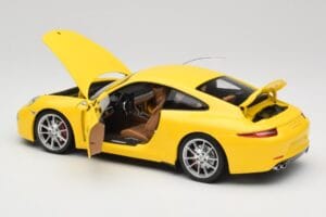 Porsche 911 991 Carrera S Racing Yellow Minichamps 1:18 100061021 Metall — Bild 5 von 8
