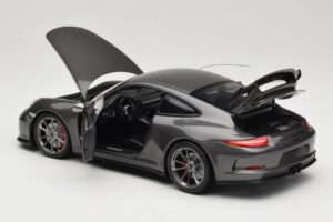 Porsche 911 991 GT3 Grey Metallic Minichamps 1:18 110062720 Metall — Bild 5 von 8
