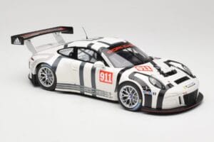 Porsche 911 991 GT3 R #911 2015 Minichamps 1:18 155156000 Metall — Bild 4 von 6