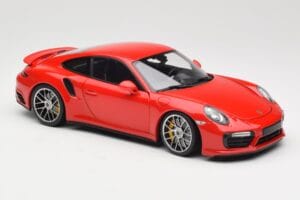 Porsche 911 991 Turbo S Guards Red Minichamps 1:18 110067122 Metall — Bild 6 von 8