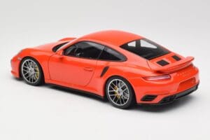 Porsche 911 991 Turbo S Lava Orange Minichamps 1:18 110067120 Metall — Bild 7 von 8