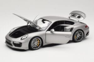 Porsche 911 991 Turbo S Silber Minichamps 1:18 113067126 Metall — Bild 2 von 8