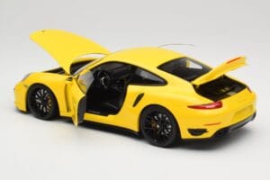 Porsche 911 991 Turbo S Gelb Mit Schwarzen Felgen Minichamps 1:18 110062321 Metall — Bild 5 von 8