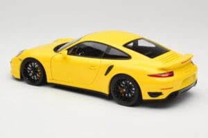 Porsche 911 991 Turbo S Gelb Mit Schwarzen Felgen Minichamps 1:18 110062321 Metall — Bild 7 von 8