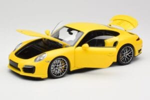 Porsche 911 991 Turbo S Gelb Mit Silbernen Felgen Minichamps 1:18 110062322 Metall — Bild 2 von 8