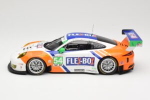 Porsche 911 991.1 GT3 R Core Autosport #54 J. Bennett / C. Braun / P. Long / N. Jonsson 24 Hours of Daytona 2017 Minichamps 1 — Bild 3 von 6