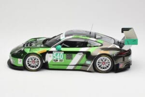 Porsche 911 991.1 GT3 R #540 Black Swan Racing P. Long / T. Pilgrim 24h Daytona 2016 Minichamps 1:18 155166540 Metall — Bild 3 von 6