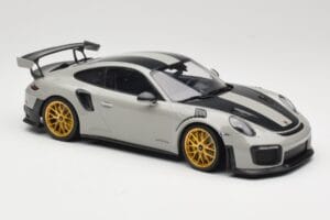 Porsche 911 991.2 GT2 RS Chalk Weissach Package Goldene Felgen Minichamps 1:18 155068304 Metall — Bild 4 von 6