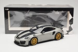 Porsche 911 991.2 GT2 RS Chalk Weissach Package Goldene Felgen Minichamps 1:18 155068304 Metall — Bild 6 von 6