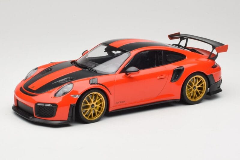 Porsche 911 991.2 GT2 RS Orange Weissach Package Goldene Felgen Minichamps 1:18 155068305 Metall