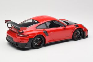 Porsche 911 GT2 RS 991.2 Rot Schwarze Felgen Minichamps 1:18 155068307 Metall — Bild 2 von 6