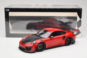 Porsche 911 GT2 RS 991.2 Rot Schwarze Felgen Minichamps 1:18 155068307 Metall — Bild 6 von 6
