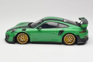 Porsche 911 991.2 GT2 RS Weissach Package British Racing Grün & Goldene Räder Minichamps 1:18 153068318 Metall — Bild 3 von 6
