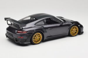 Porsche 911 991.2 GT2 RS Weissach Package Purple Metallic Mit Goldenen Magnesium-Felgen Minichamps 1:18 153068322 Metall — Bild 2 von 6