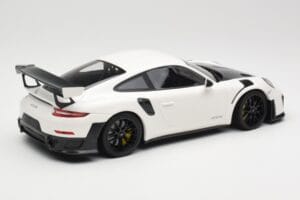 Porsche 911 991.2 GT2 RS Weiß mit Schwarzen Felgen Minichamps 1:18 155068310 Metall — Bild 2 von 6