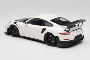 Porsche 911 991.2 GT2 RS Weiß Minichamps 1:18 155068301 Metall — Bild 5 von 6