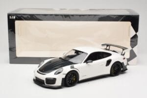 Porsche 911 991.2 GT2 RS Weiß mit Schwarzen Felgen Minichamps 1:18 155068310 Metall — Bild 6 von 6