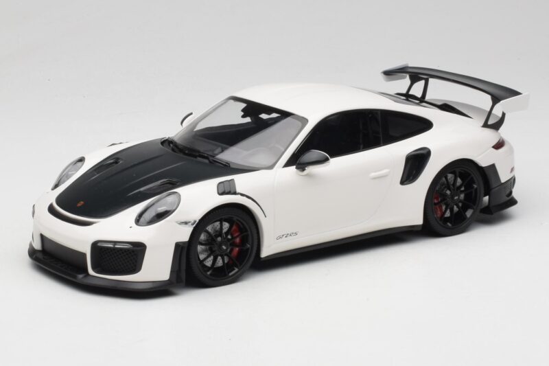 Porsche 911 991.2 GT2 RS Weiß Minichamps 1:18 155068301 Metall