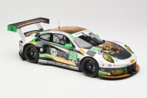 Porsche 911 991.2 GT3 R #28 Alegra Motorsports D. de Quesada / M. Morad Class Winners 24 Hours of Daytona 2017 Minichamps 1:1 — Bild 4 von 6