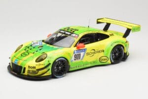 Porsche 911 991.2 GT3 R #911 Manthey Racing R. Dumas / F. Makowiecki 24 Hours of Nürburgring 2017 Minichamps 1:18 155176911 M