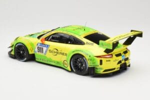 Porsche 911 991.2 GT3 R #911 Manthey Racing R. Dumas / F. Makowiecki 24 Hours of Nürburgring 2017 Minichamps 1:18 155176911 M — Bild 5 von 6