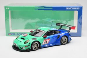 Porsche 911 GT3 R 991.2 Team Falken Motorsport #44 P. Dumbreck / M. Ragginger / S. Müller / K. Bachler ADAC 24 Hours Nürburgr — Bild 2 von 6