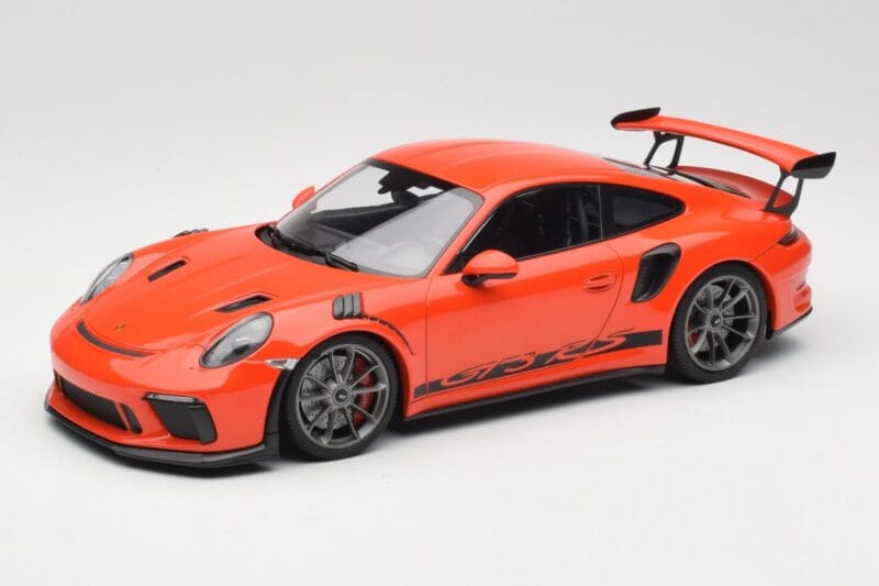 Porsche 911 991.2 GT3 RS Lava Orange & Silberne Felgen Minichamps 1:18 155068225 Metall
