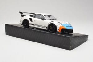 Porsche 911 991.2 GT3 RS Manthey Racing Weiß & Blau & Orange Minichamps 1:18 MR-911-GT3RS-1805 Metall — Bild 4 von 6