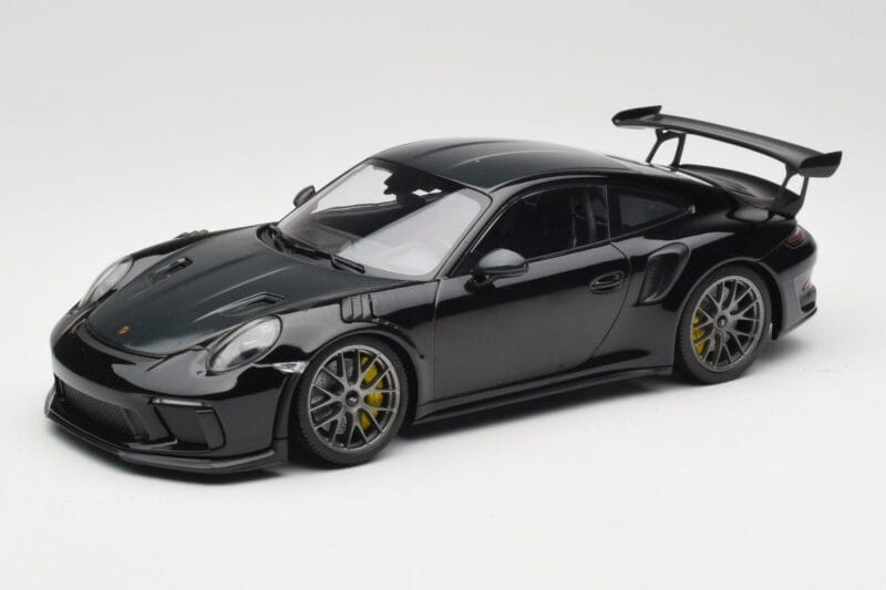 Porsche 911 991.2 GT3 RS Weissach Package Schwarz Silberne Magnesium Felgen Minichamps 1:18 153068229 Metall