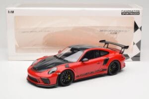 Porsche 911 991.2 GT3 RS Weissach Package Guards Red Schwarze Felgen Minichamps 1:18 153068223 Metall — Bild 6 von 6