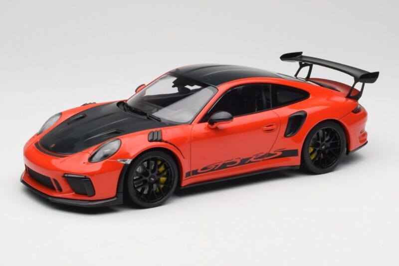 Porsche 911 991.2 GT3 RS Weissach Package Lava Orange Wording Schwarze Magnesium Felgen Minichamps 1:18 153068226 Metall