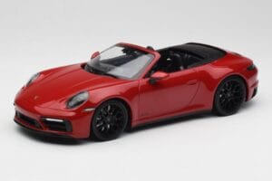 Porsche 911 992 Carrera 4 GTS Cabriolet Rot Minichamps 1:18 155063032 Metall