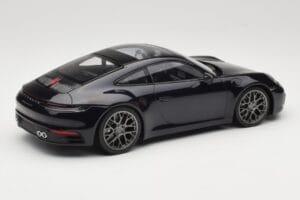 Porsche 911 992 Carrera 4S Blue Metallic Minichamps 1:18 155067321 Metall — Bild 2 von 6
