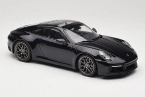 Porsche 911 992 Carrera 4S Blue Metallic Minichamps 1:18 155067321 Metall — Bild 4 von 6
