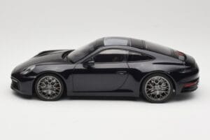 Porsche 911 992 Carrera 4S Blue Metallic Minichamps 1:18 155067321 Metall — Bild 5 von 6