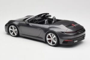 Porsche 911 992 Carrera 4S Cabriolet Agate Grey Metallic Minichamps 1:18 155067336 Metall — Bild 5 von 6