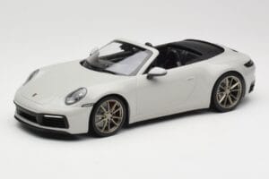 Porsche 911 992 Carrera 4S Cabriolet Grau Minichamps 1:18 155067335 Metall