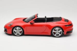 Porsche 911 992 Carrera 4S Cabriolet Rot Minichamps 1:18 155067331 Metall — Bild 3 von 6