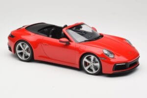 Porsche 911 992 Carrera 4S Cabriolet Rot Minichamps 1:18 155067331 Metall — Bild 4 von 6