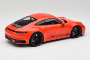 Porsche 911 992 Carrera 4S Lava Orange Minichamps 1:18 155067327 Metall — Bild 2 von 6
