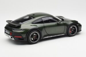 Porsche 911 992 Dakar Oak Grün Metallic Norev 1:18 187241 Metall — Bild 3 von 9