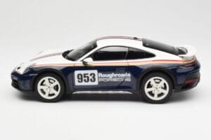 Porsche 911 992 Dakar Rough Roads Norev 1:18 187240 Metall — Bild 4 von 9