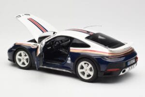 Porsche 911 992 Dakar Rough Roads Norev 1:18 187240 Metall — Bild 6 von 9