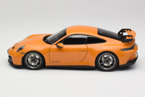 Porsche 911 992 GT3 Bahama Yellow Norev 1:18 187387 Metall — Bild 4 von 8