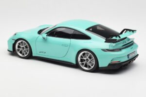 Porsche 911 992 GT3 Mint Grün Norev 1:18 187316 Metall — Bild 7 von 8